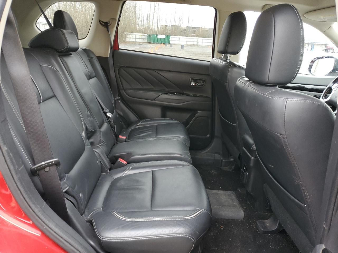 2018 Mitsubishi Outlander VIN JA4J24A50JZ071092 Copart auction photo, front end / side damage thumbnail 11