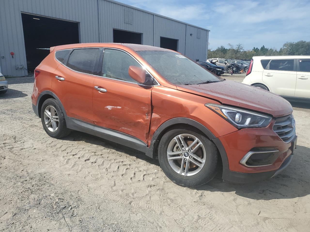 2017 Hyundai Santa Fe VIN 5XYZT3LB9HG436834 Copart auction photo, side / front end damage thumbnail 4