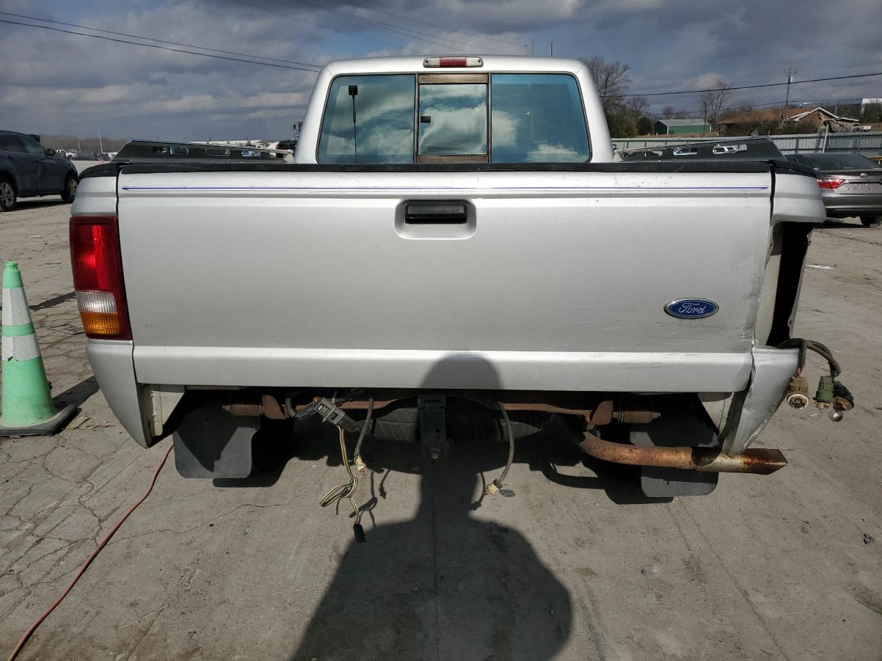 1996 Ford Ranger VIN 1FTCR14X7TPA96897 Copart auction photo, rear end damage thumbnail 6