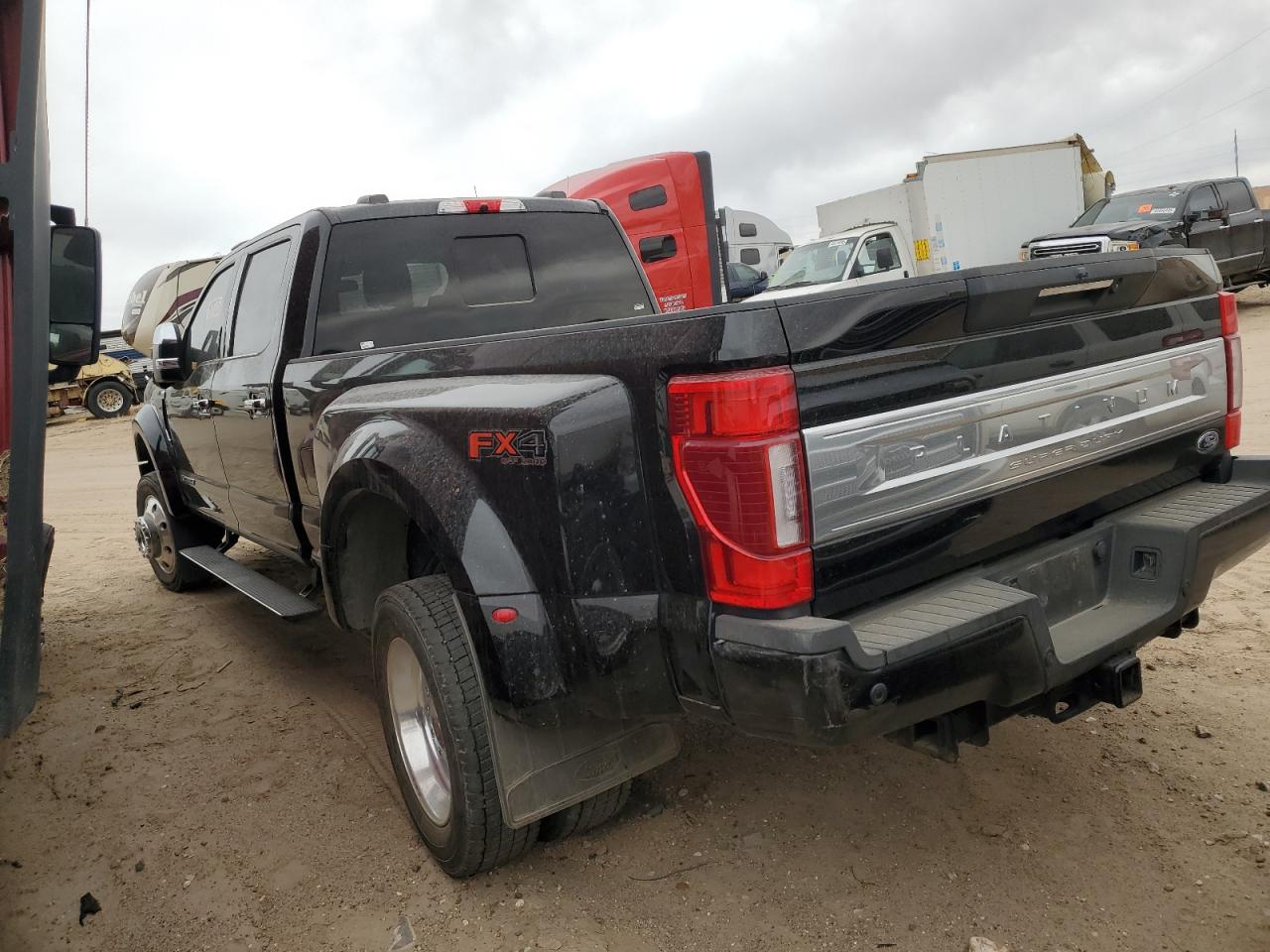 2022 Ford F450 VIN 1FT8W4DT5NEC32455 Copart auction photo, side / undercarriage damage thumbnail 2