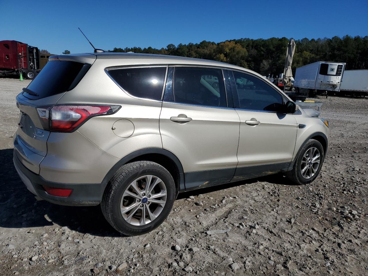 2017 Ford Escape VIN 1FMCU0GD2HUB19663 Copart auction photo, mechanical / front end damage thumbnail 3