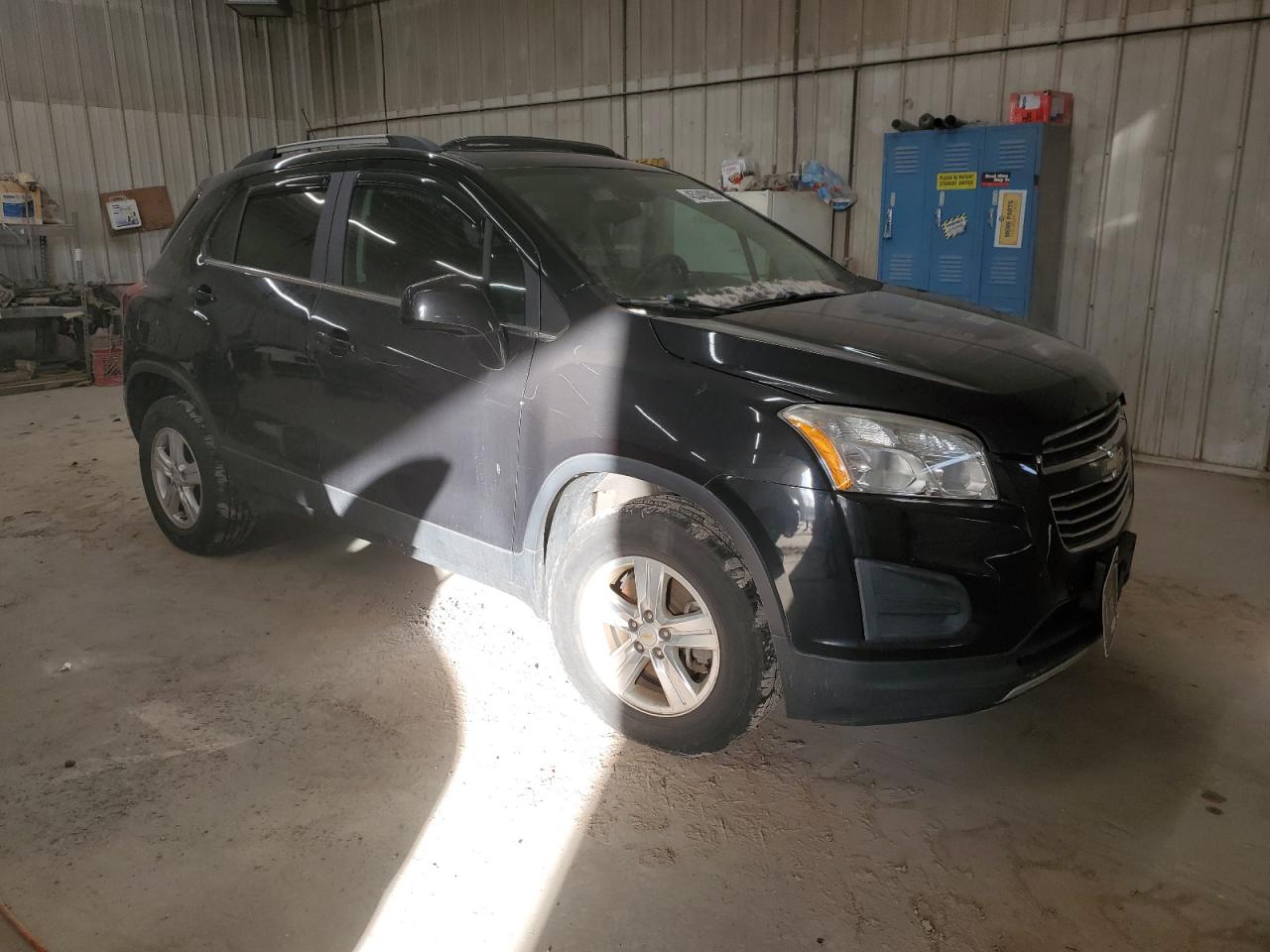 2015 Chevrolet Trax VIN KL7CJRSB4FB144304 Copart auction photo, minor dent/scratches damage thumbnail 4