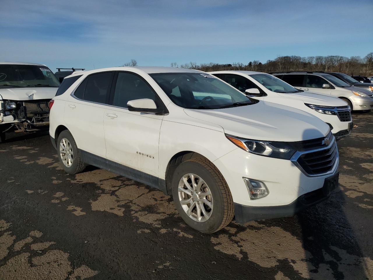2018 Chevrolet Equinox VIN 2GNAXSEVXJ6195346 Copart auction photo, rear end damage thumbnail 4