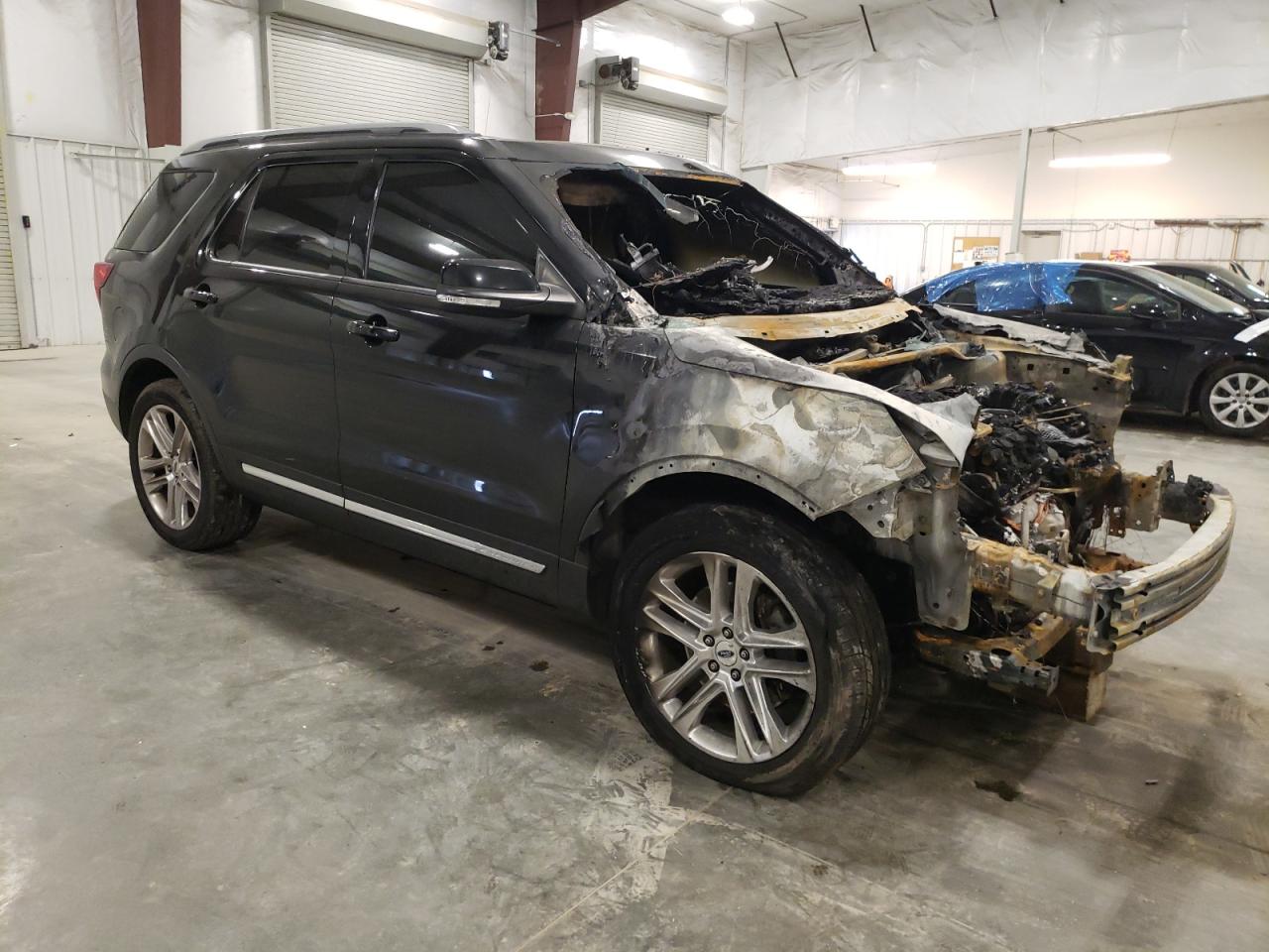 2017 Ford Explorer VIN 1FM5K8D86HGB63619 Copart auction photo, burn damage thumbnail 4