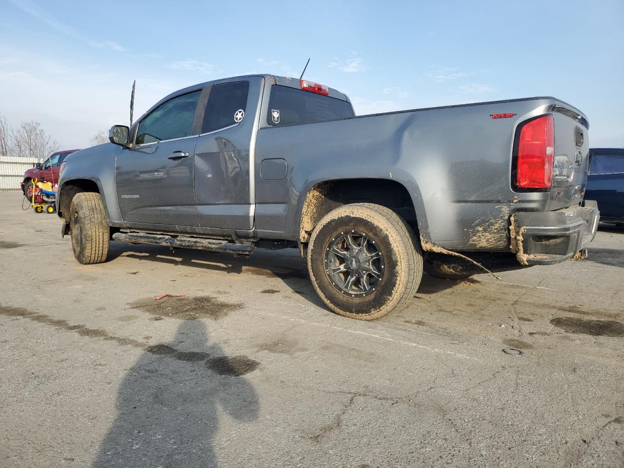 2020 Chevrolet Colorado VIN 1GCHSBEN7L1228007 Copart auction photo, water/flood / all over damage thumbnail 2
