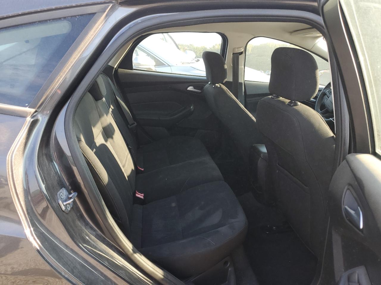 2015 Ford Focus VIN 1FADP3K2XFL295294 Copart auction photo, front end damage thumbnail 10