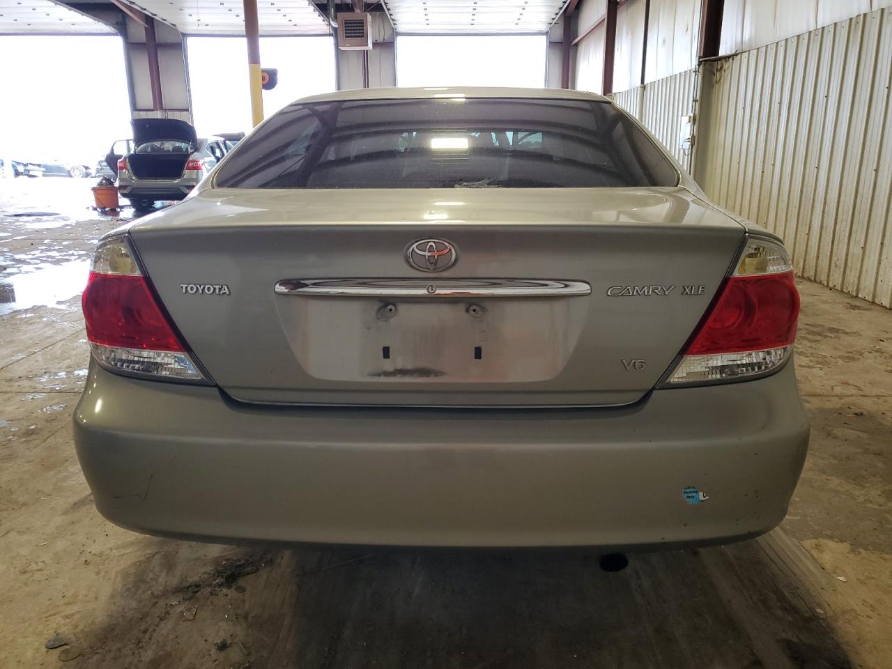 2006 Toyota Camry VIN 4T1BF30K96U622958 Copart auction photo, front end damage thumbnail 6