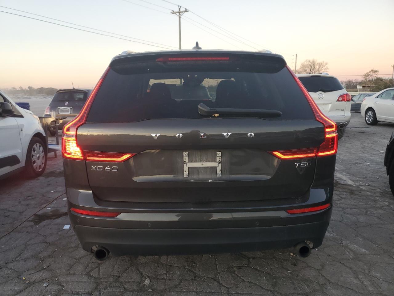 2018 Volvo XC60 VIN YV4102RK9J1018266 Copart auction photo, front end damage thumbnail 6