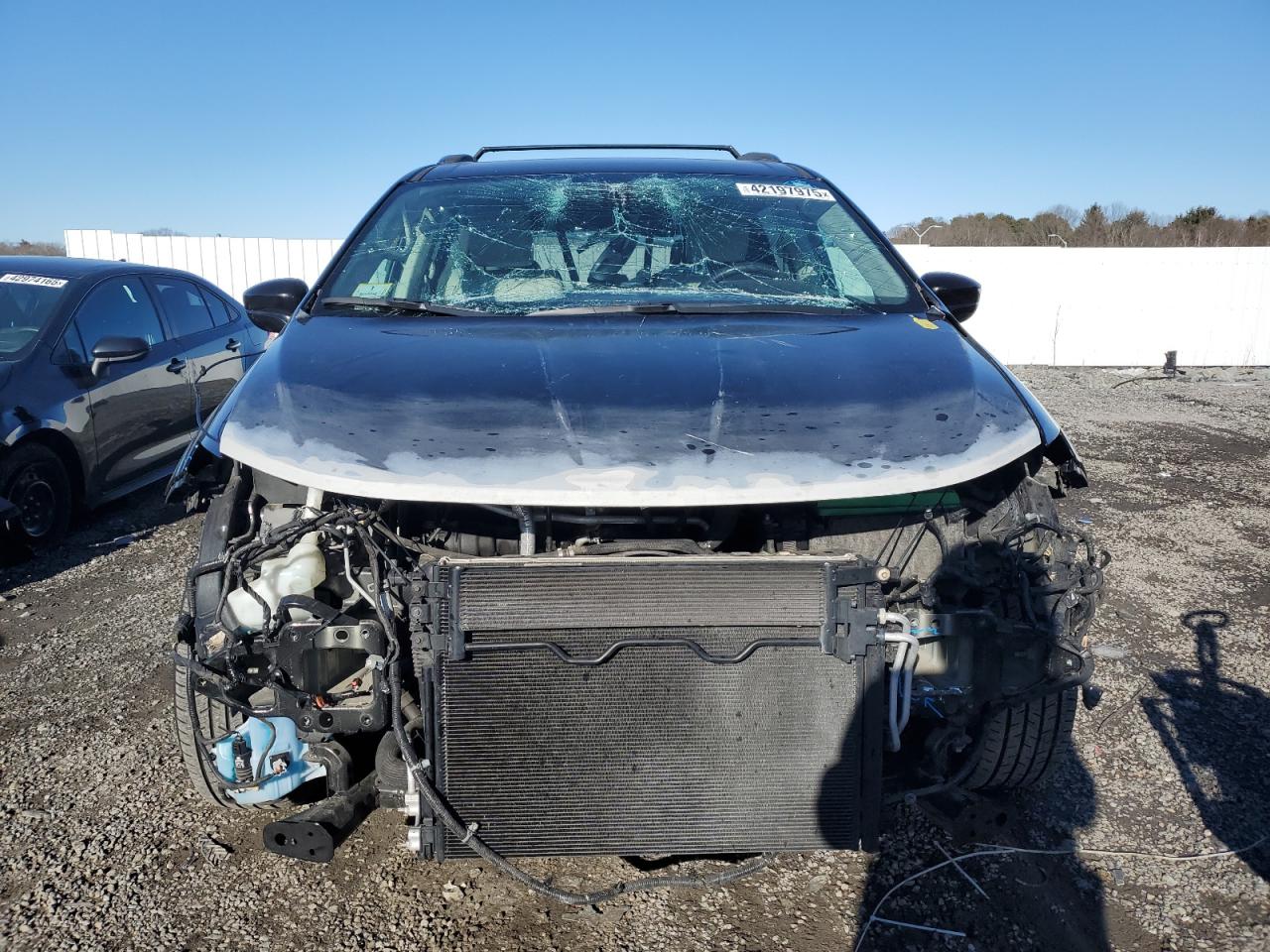 2018 Chrysler Pacifica VIN 2C4RC1BG4JR217508 Copart auction photo, front end damage thumbnail 5