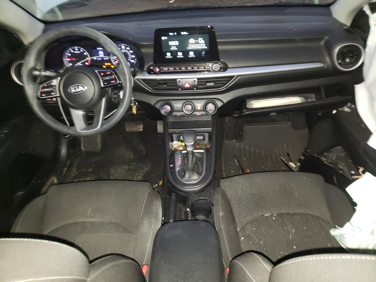 2020 KIA Forte VIN 3KPF24AD2LE241454 Copart auction photo, side / front end damage thumbnail 8