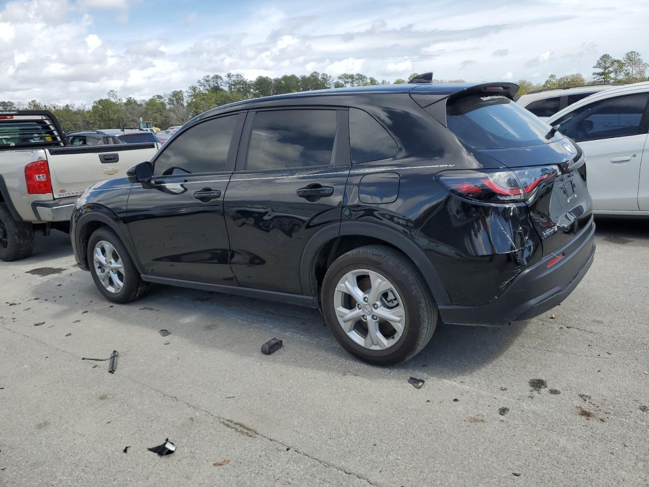2024 Honda HR-V VIN 3CZRZ1H31RM734619 Copart auction photo, front end / side damage thumbnail 2