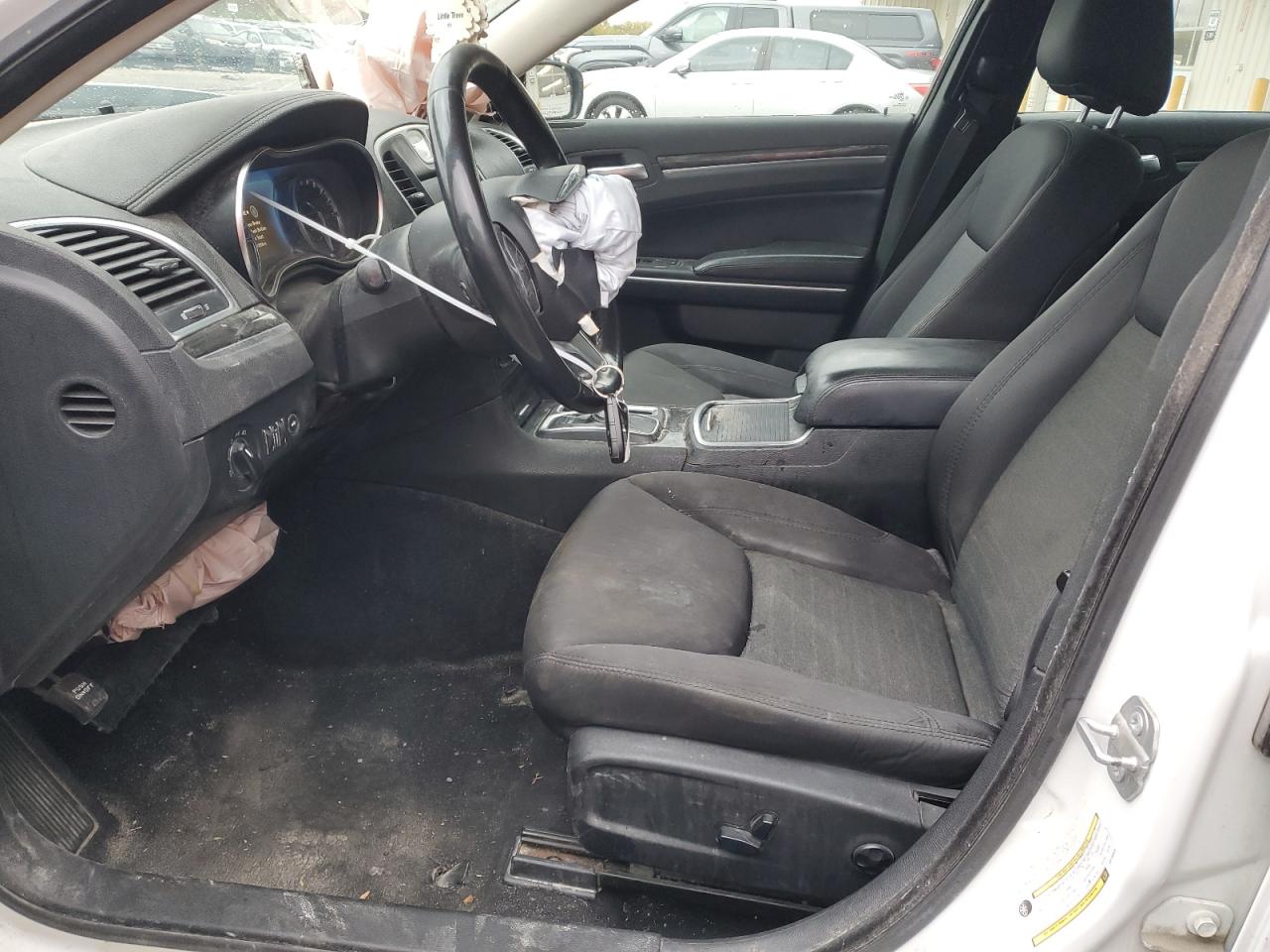 2019 Chrysler 300 VIN 2C3CCAAG0KH738549 Copart auction photo, front end / rear end damage thumbnail 7