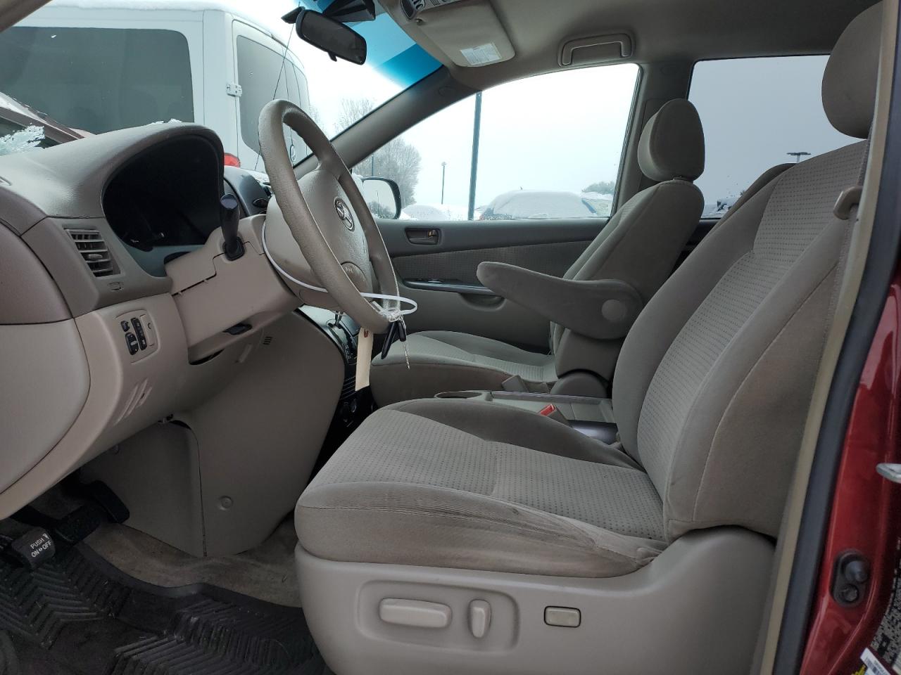 2006 Toyota Sienna VIN 5TDZA23C96S476646 Copart auction photo, front end / minor dent/scratches damage thumbnail 7