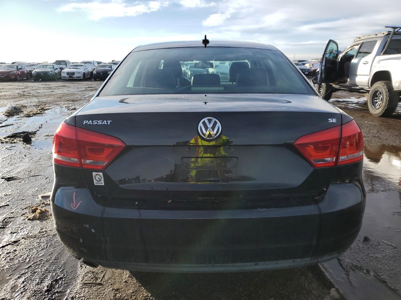 2014 Volkswagen Passat VIN 1VWBP7A31EC020928 Copart auction photo, front end damage thumbnail 6