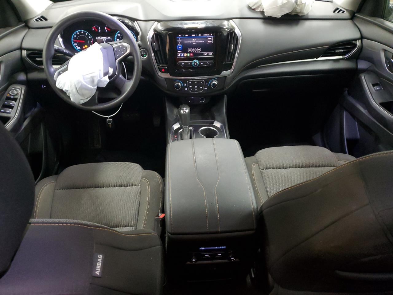 2020 Chevrolet Traverse VIN 1GNEVFKWXLJ315714 Copart auction photo, front end / minor dent/scratches damage thumbnail 8