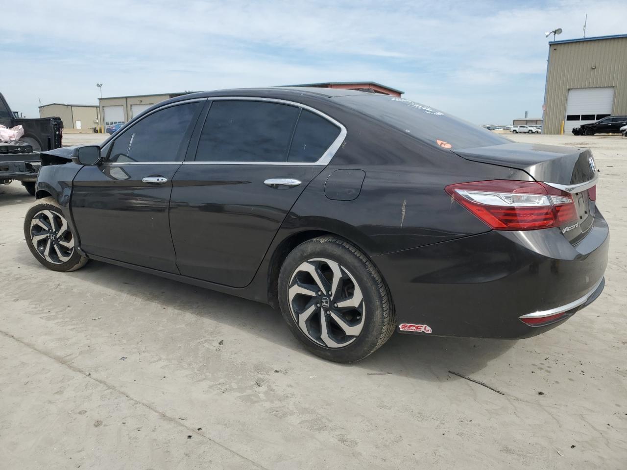 2017 Honda Accord VIN 1HGCR2F8XHA021568 Copart auction photo, front end / hail damage thumbnail 2