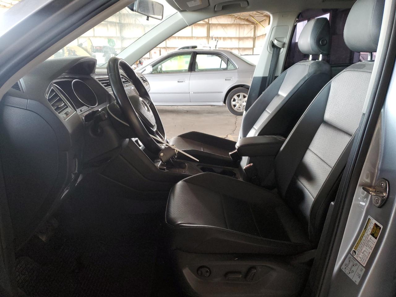 2019 Volkswagen Tiguan VIN 3VV3B7AXXKM162862 Copart auction photo, front end / side damage thumbnail 7