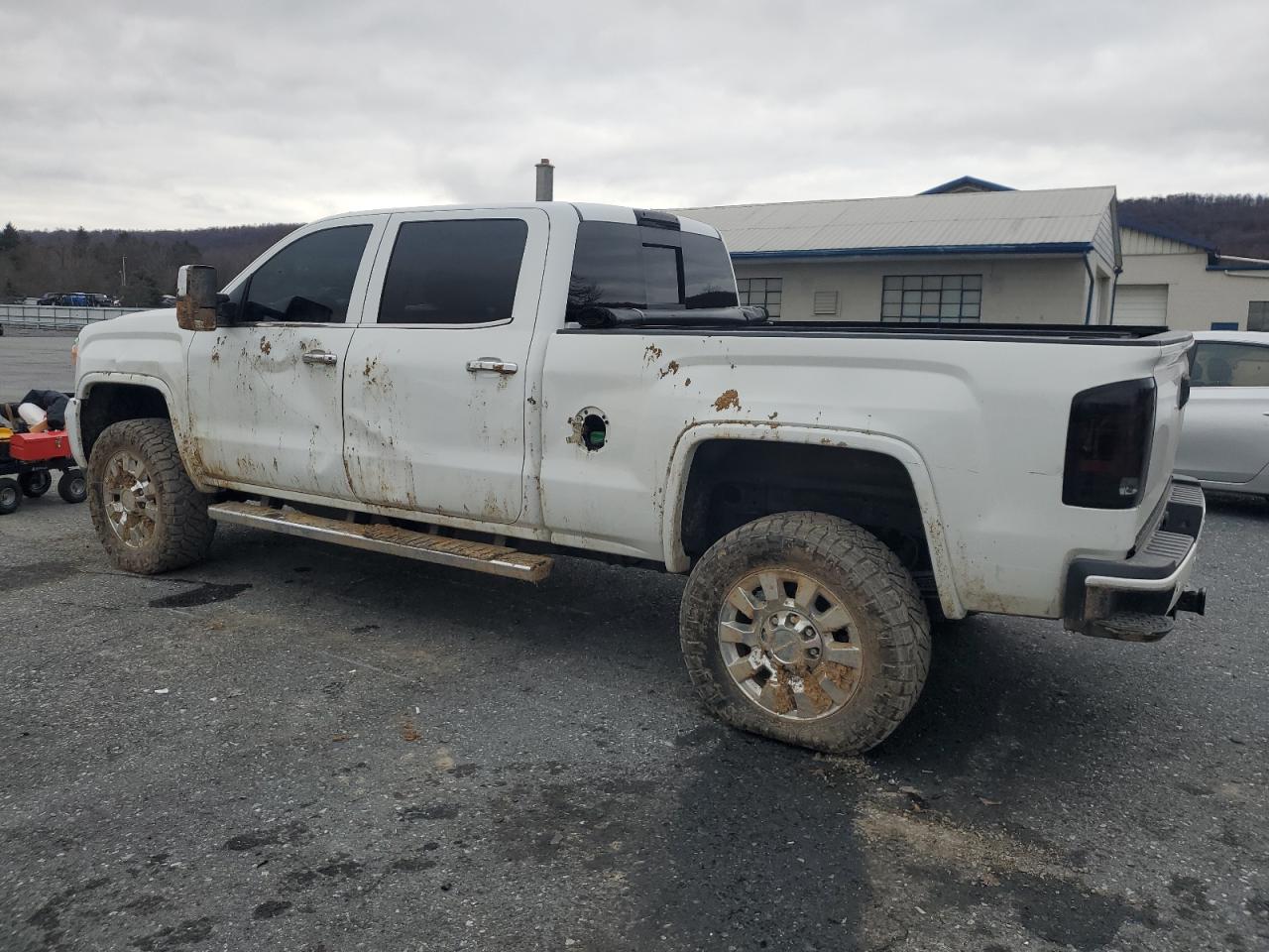 2016 GMC Sierra VIN 1GT12UE88GF212110 Copart auction photo, side damage thumbnail 2