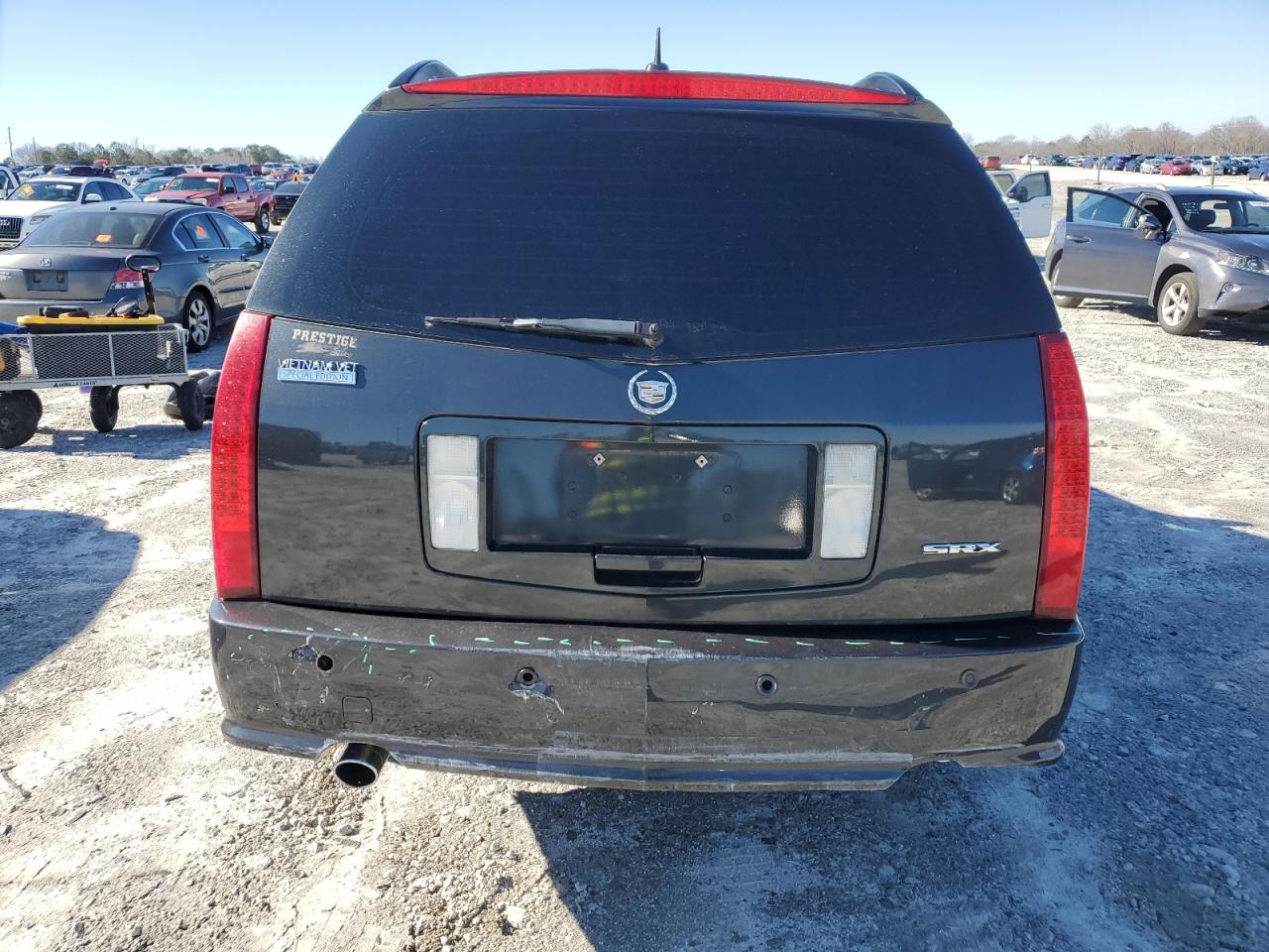 2004 Cadillac SRX VIN 1GYEE637240181704 Copart auction photo, rear end / side damage thumbnail 6