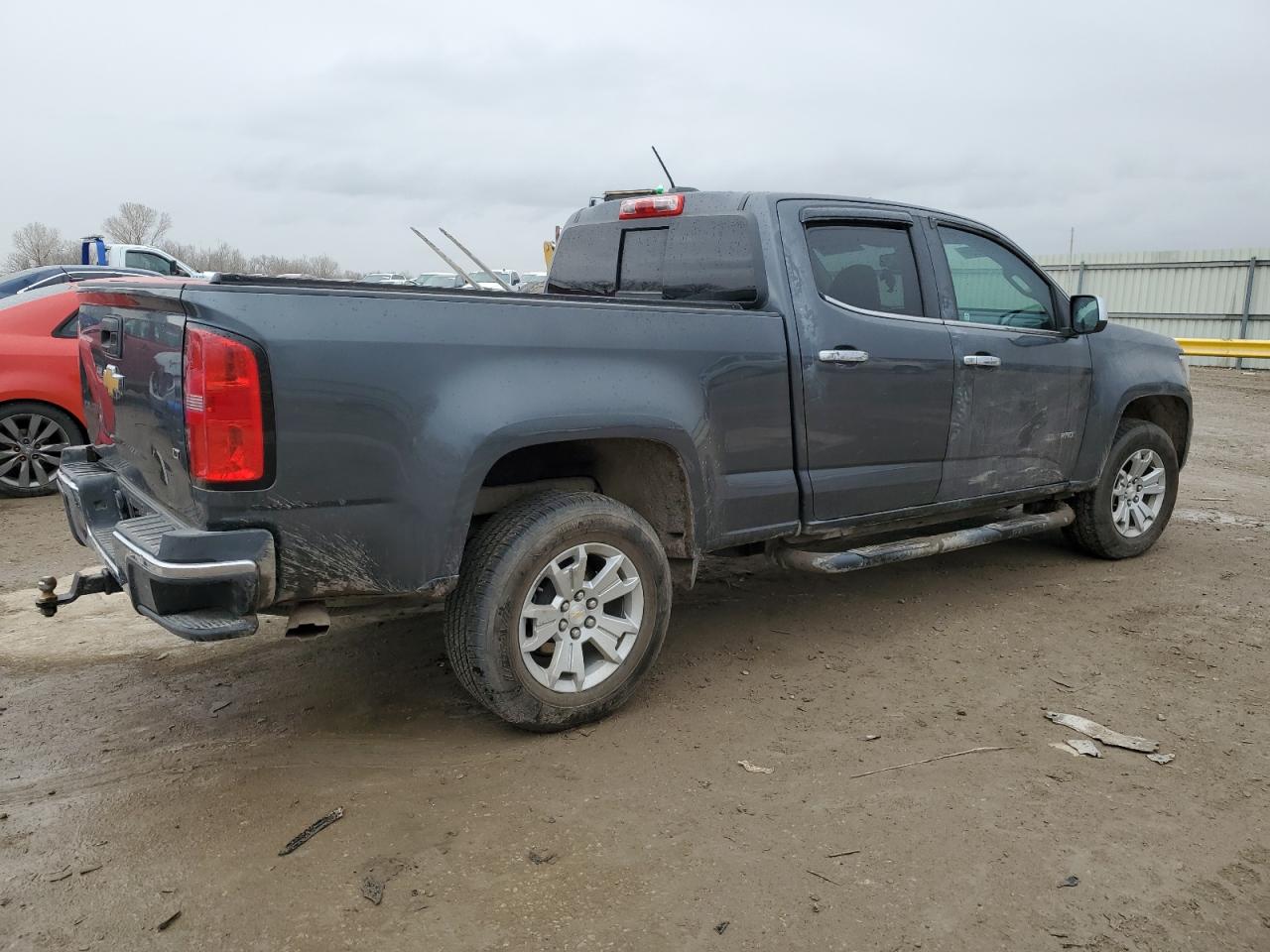 2016 Chevrolet Colorado VIN 1GCGSCE32G1124790 Copart auction photo, vandalism damage thumbnail 3