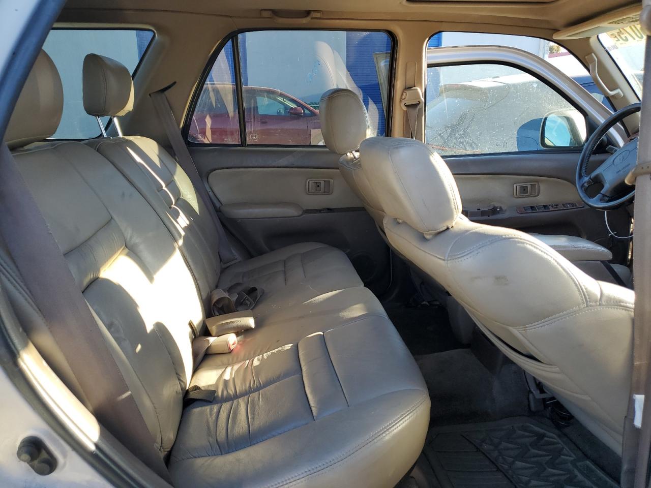 2000 Toyota 4Runner VIN JT3GN86R8Y0153360 Copart auction photo, side / front end damage thumbnail 10