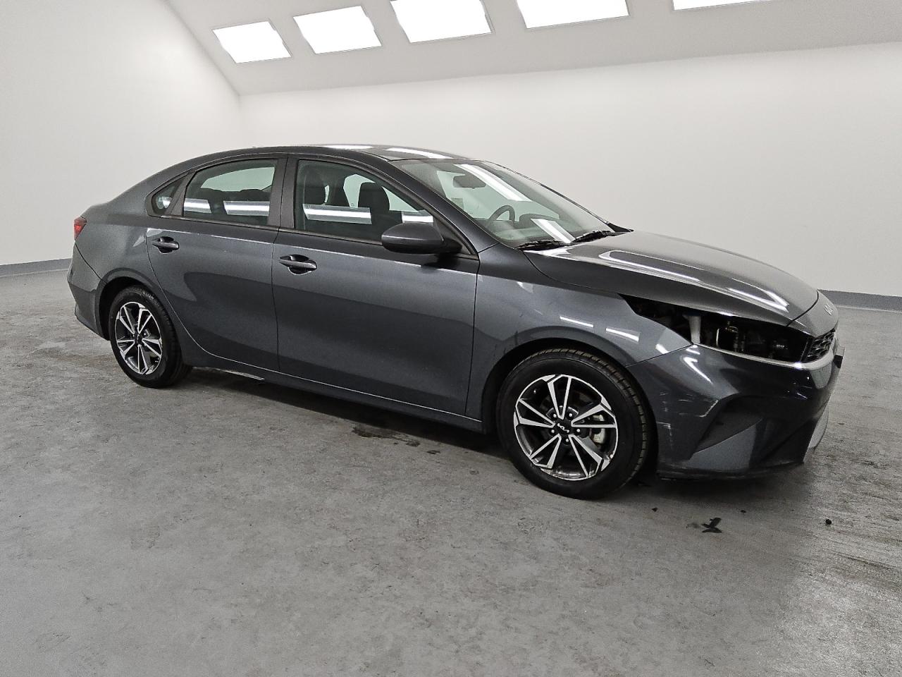 2023 KIA Forte VIN 3KPF24AD9PE584865 Copart auction photo, front end / side damage thumbnail 4