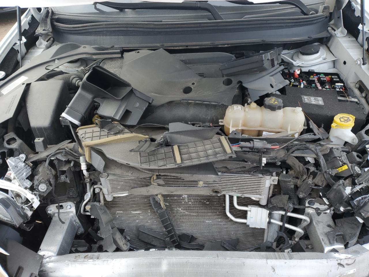 2020 Jeep Grand Cherokee VIN 1C4PJLCB3LD648519 Copart auction photo, front end / side damage thumbnail 11
