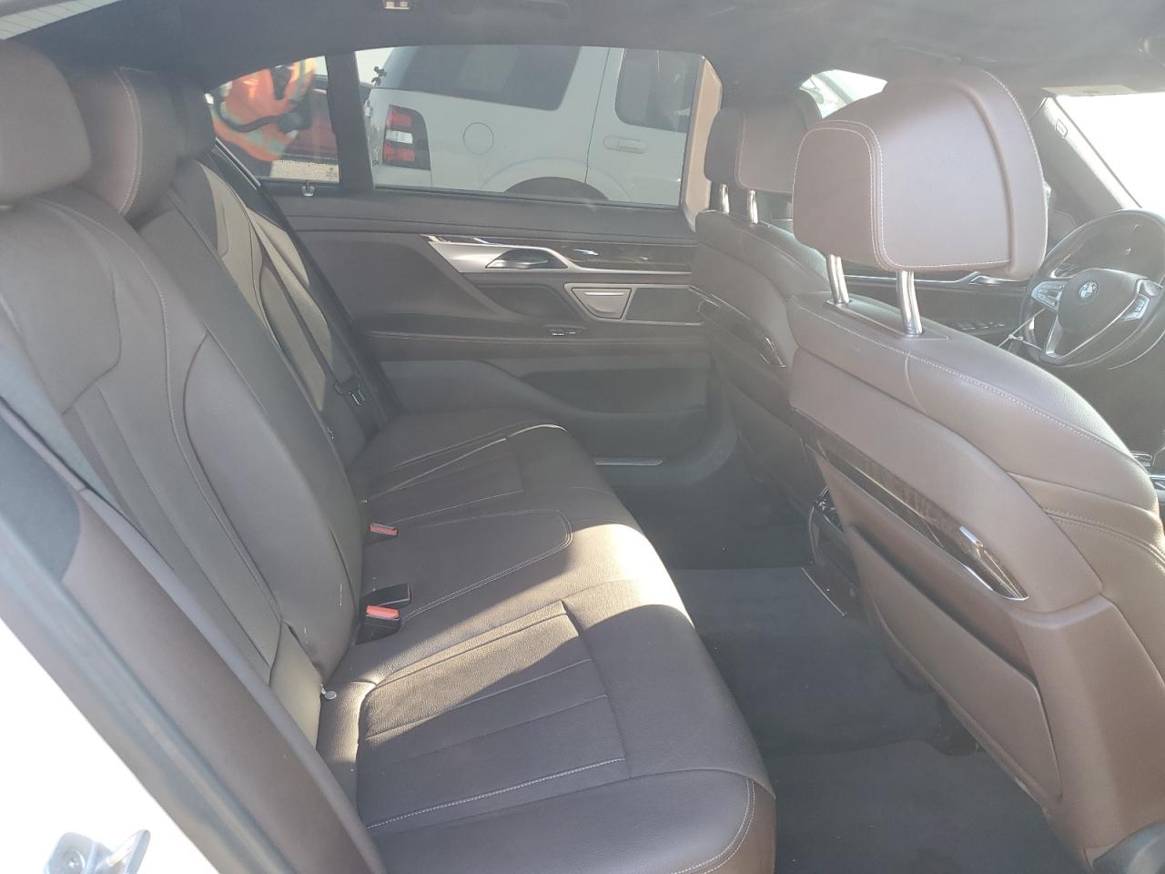 2017 BMW 7er VIN WBA7E2C32HG741056 Copart auction photo, front end damage thumbnail 10