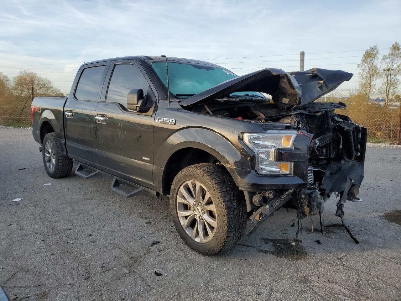 2016 Ford F-150 VIN 1FTEW1EG1GKE81861 Copart auction photo, front end / minor dent/scratches damage thumbnail 4