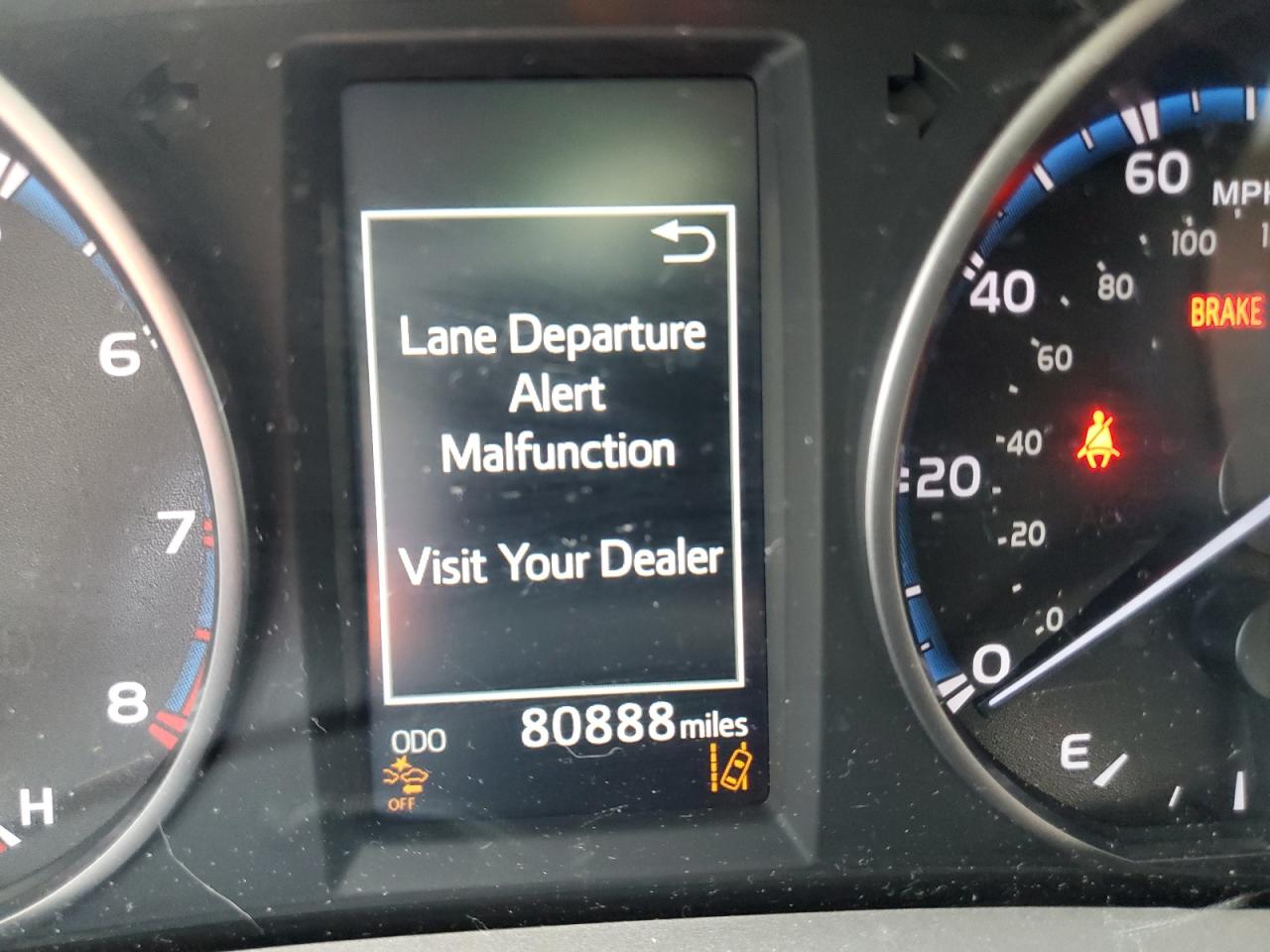 2018 Toyota RAV 4 VIN 2T3ZFREV9JW473889 Copart auction photo, front end damage thumbnail 9
