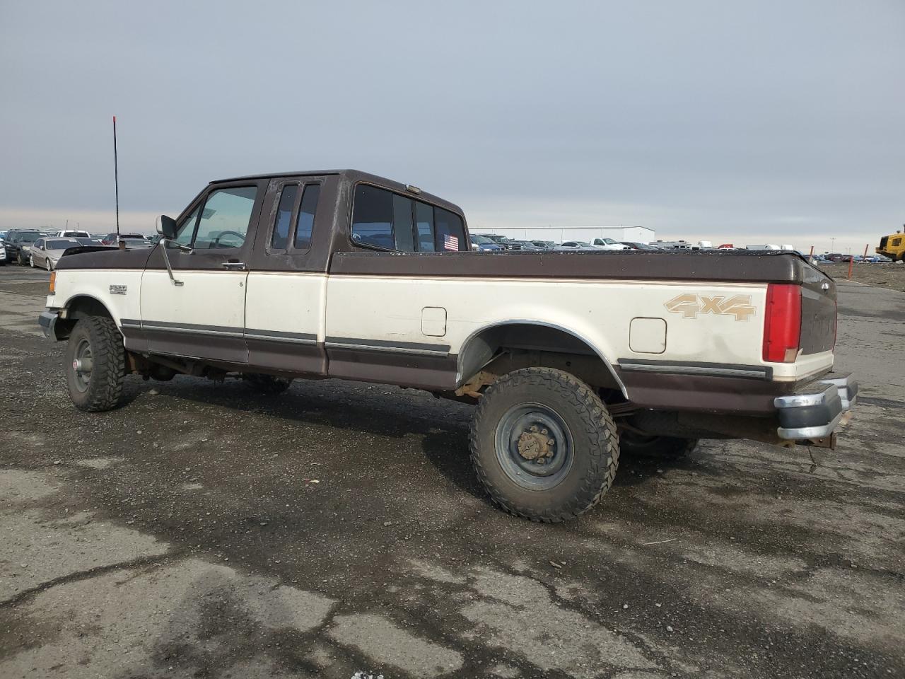 1991 Ford F250 VIN 1FTHX26G1MKB21130 Copart auction photo, front end damage thumbnail 2