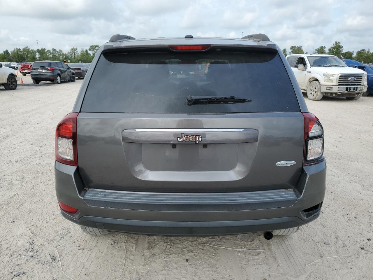 2016 Jeep Compass VIN 1C4NJCEB8GD664628 Copart auction photo, all over damage thumbnail 7