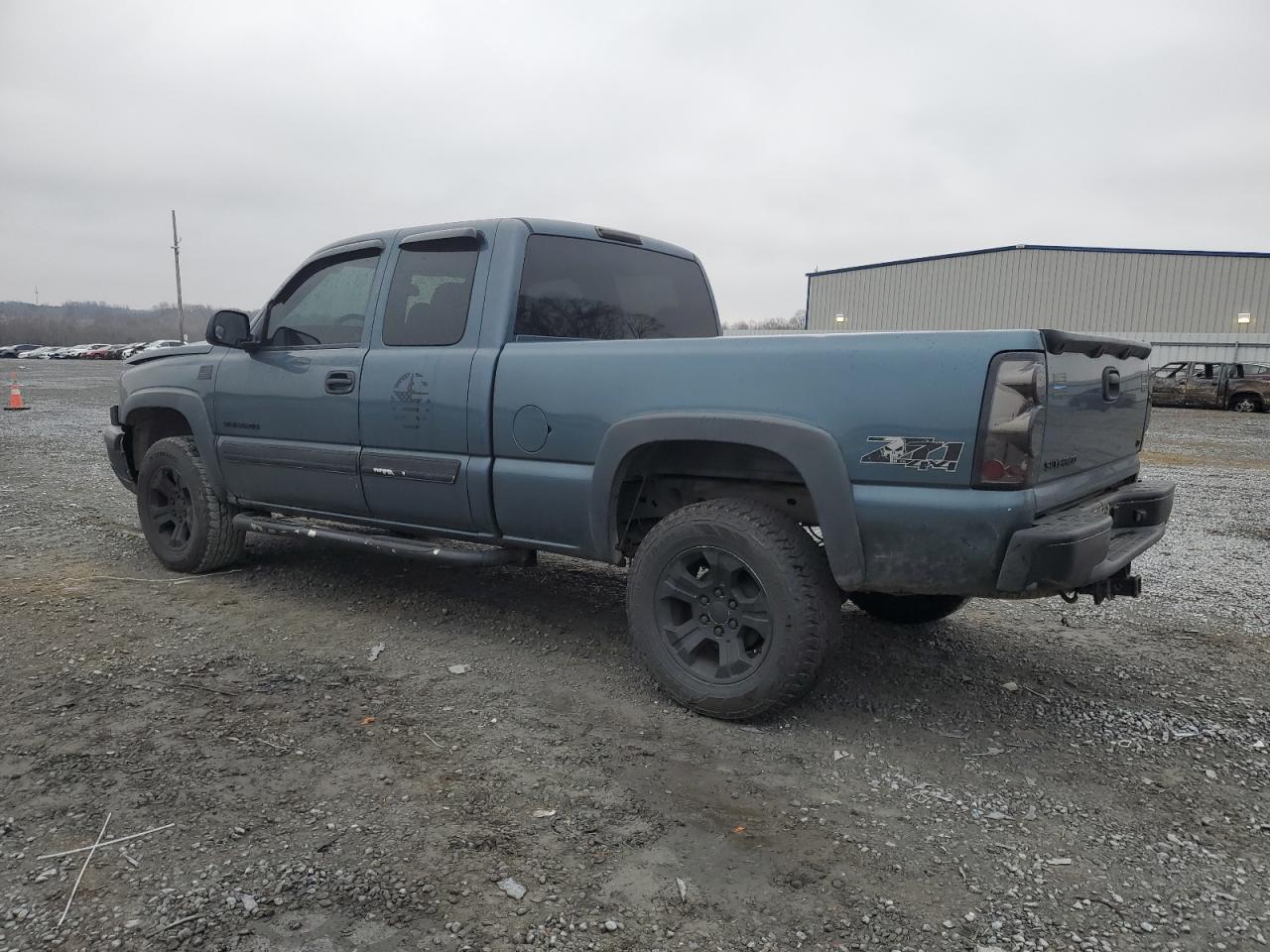 2006 Chevrolet Silverado VIN 1GCEK19Z46Z246688 Copart auction photo, front end / minor dent/scratches damage thumbnail 2