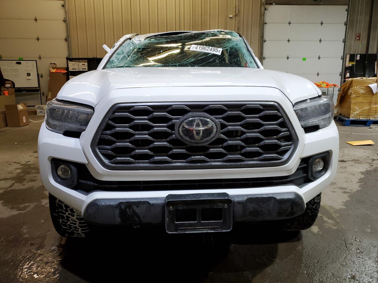 2022 Toyota Tacoma VIN 3TMCZ5AN3NM494952 Copart auction photo, rollover damage thumbnail 5
