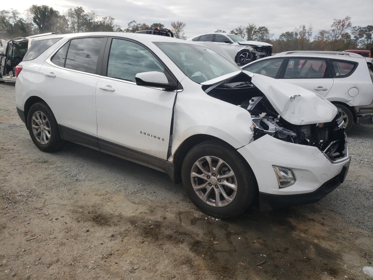 2021 Chevrolet Equinox VIN 3GNAXKEV5MS155293 Copart auction photo, front end / side damage thumbnail 4