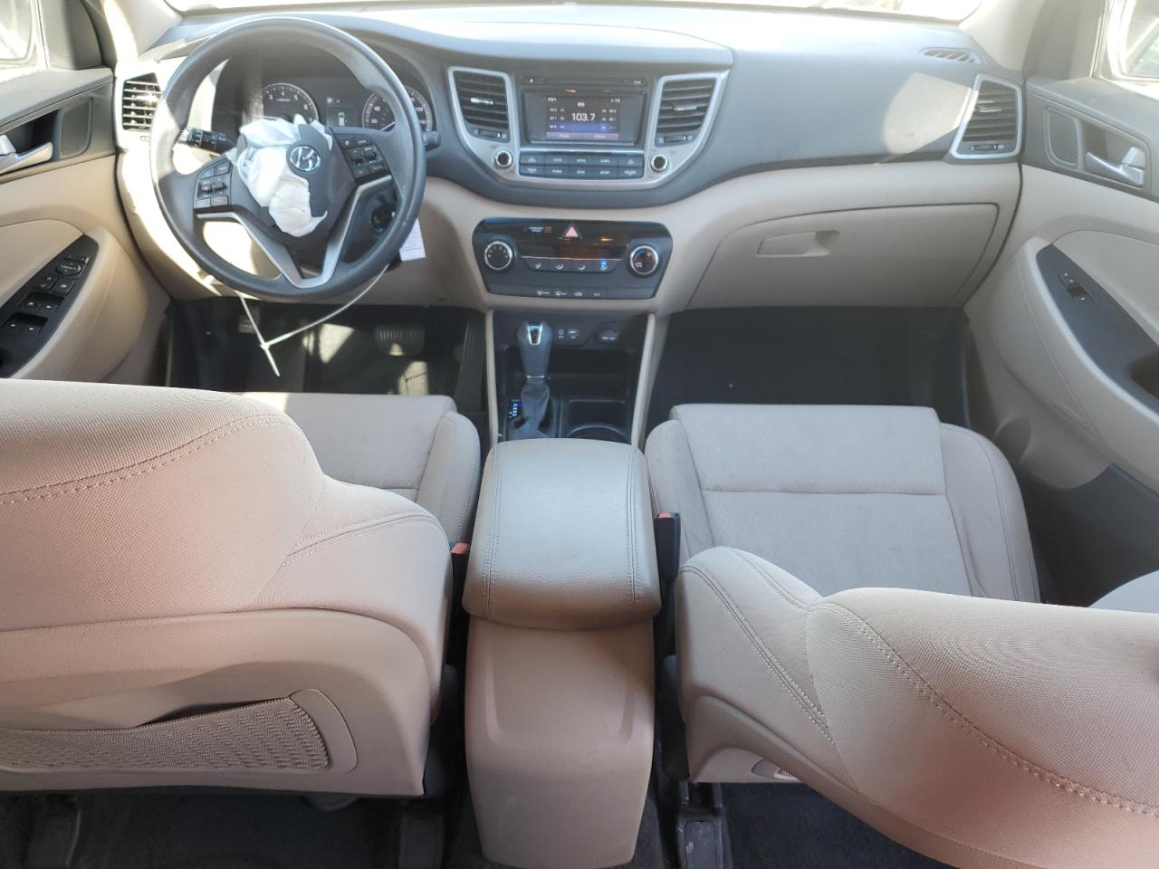 2016 Hyundai Tucson VIN KM8J33A20GU121672 Copart auction photo, front end damage thumbnail 8