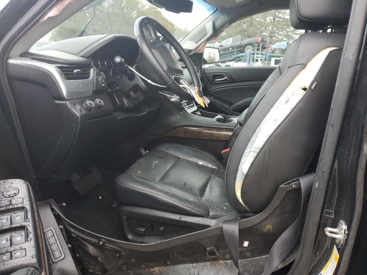 2019 Chevrolet Tahoe VIN 1GNSKBKC3KR370905 Copart auction photo, side / front end damage thumbnail 7