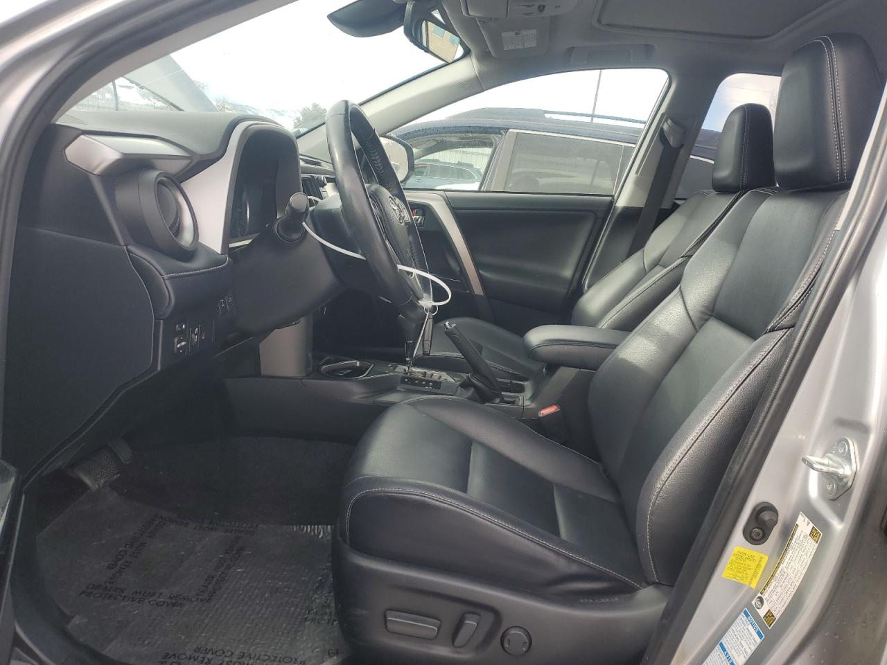 2018 Toyota RAV 4 VIN JTMDFREV7JJ219347 Copart auction photo, front end / side damage thumbnail 7