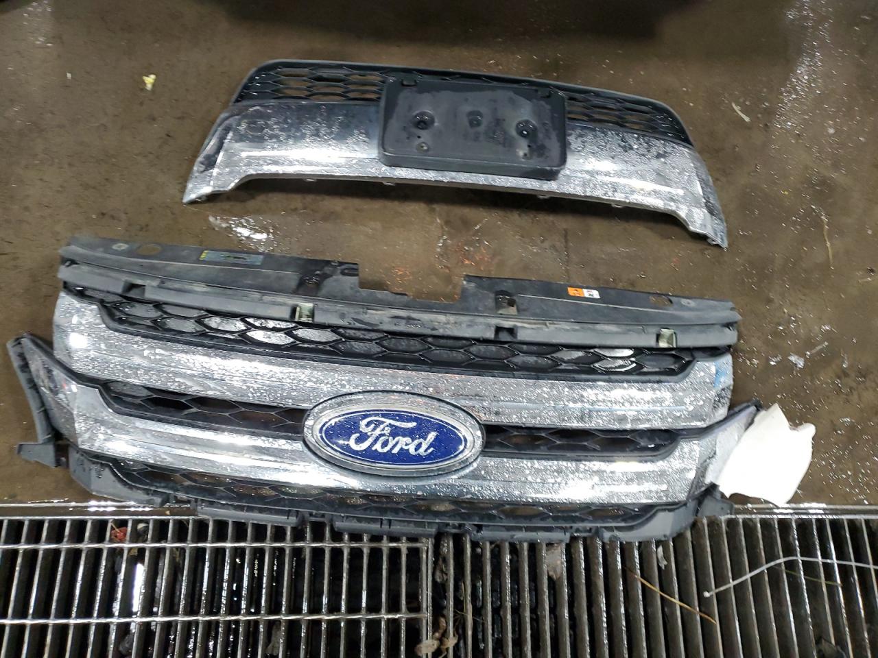 2011 Ford Edge VIN 2FMDK4KC0BBB29878 Copart auction photo, front end damage thumbnail 13