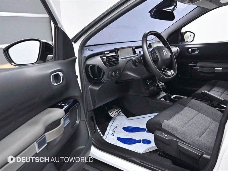 2018 Citroen C4 cactus VIN VF70BBHYHKE500164 Encar auction photo thumbnail 11