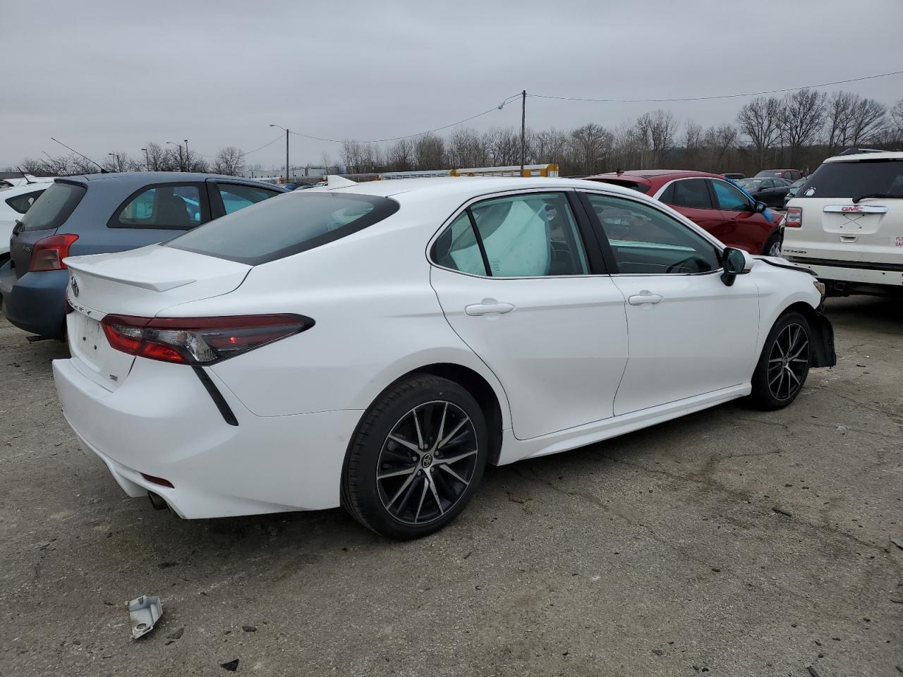 2024 Toyota Camry VIN 4T1G11AK7RU191905 Copart auction photo, front end / side damage thumbnail 3