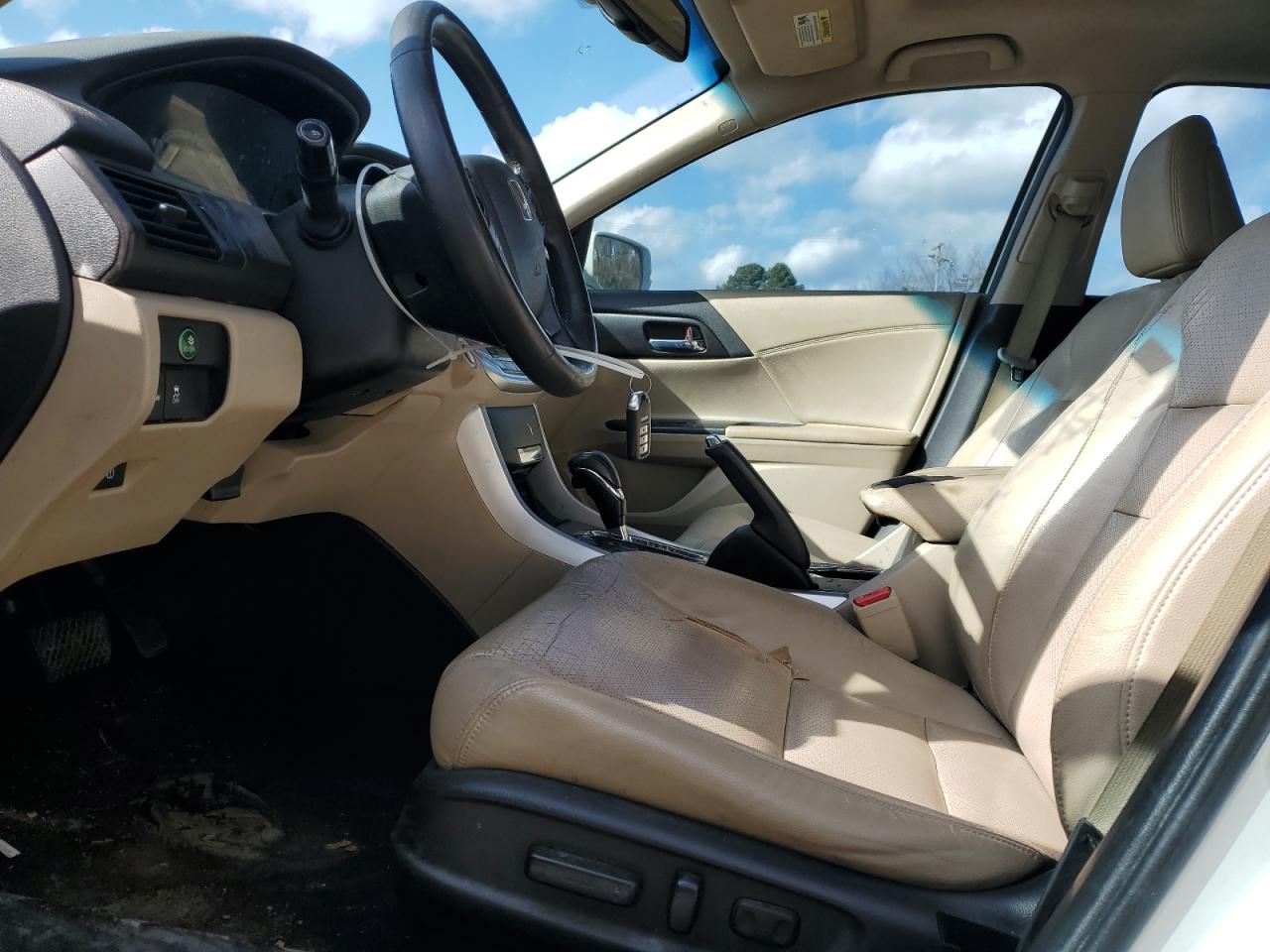 2015 Honda Accord VIN 1HGCR2F81FA171775 Copart auction photo, front end damage thumbnail 7