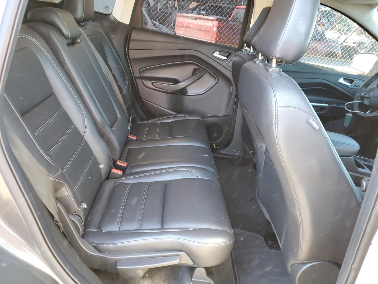 2019 Ford Escape VIN 1FMCU9J96KUB60085 Copart auction photo, front end / rear end damage thumbnail 10