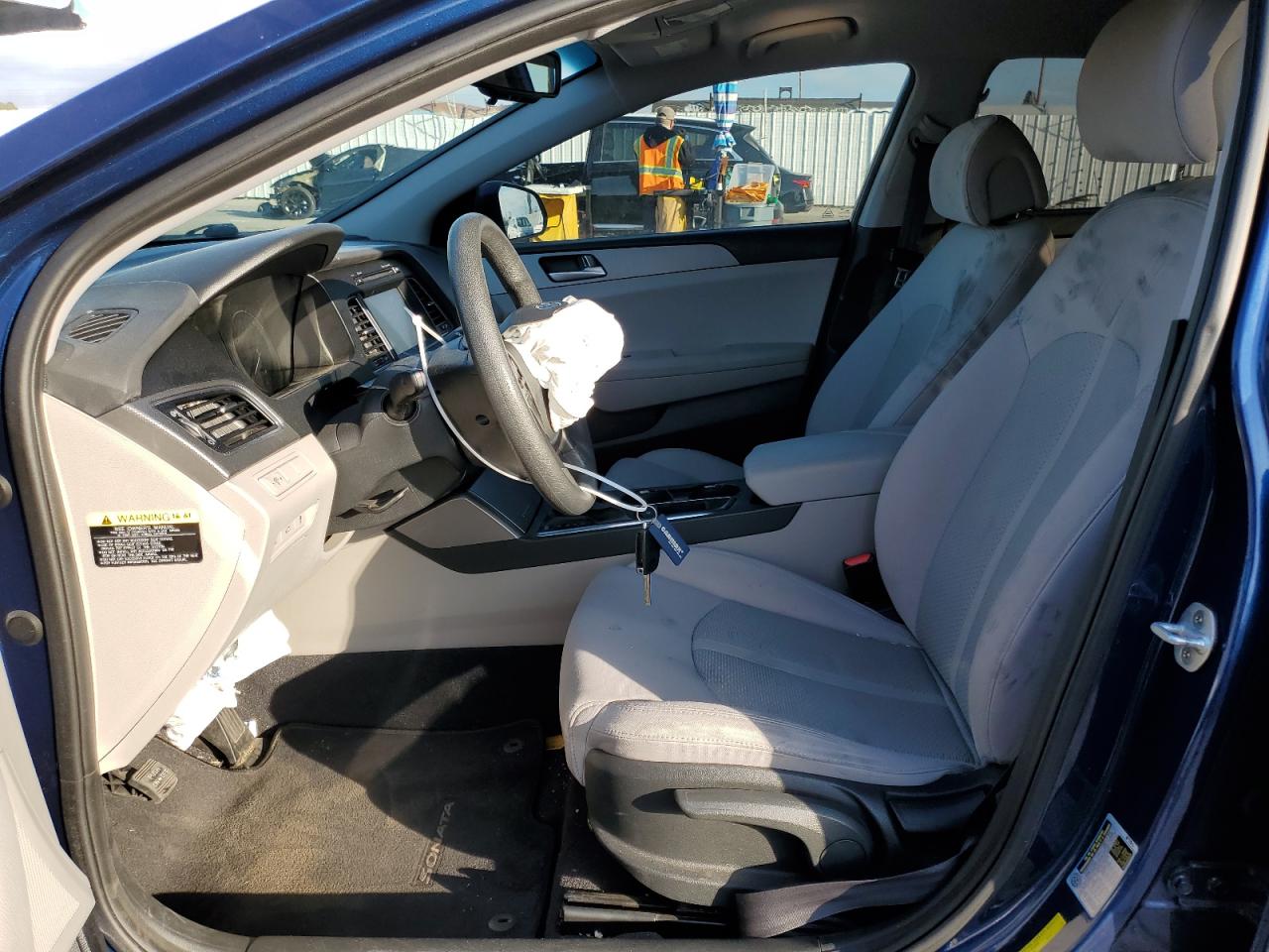 2016 Hyundai Sonata VIN 5NPE24AF3GH410394 Copart auction photo, front end / minor dent/scratches damage thumbnail 7