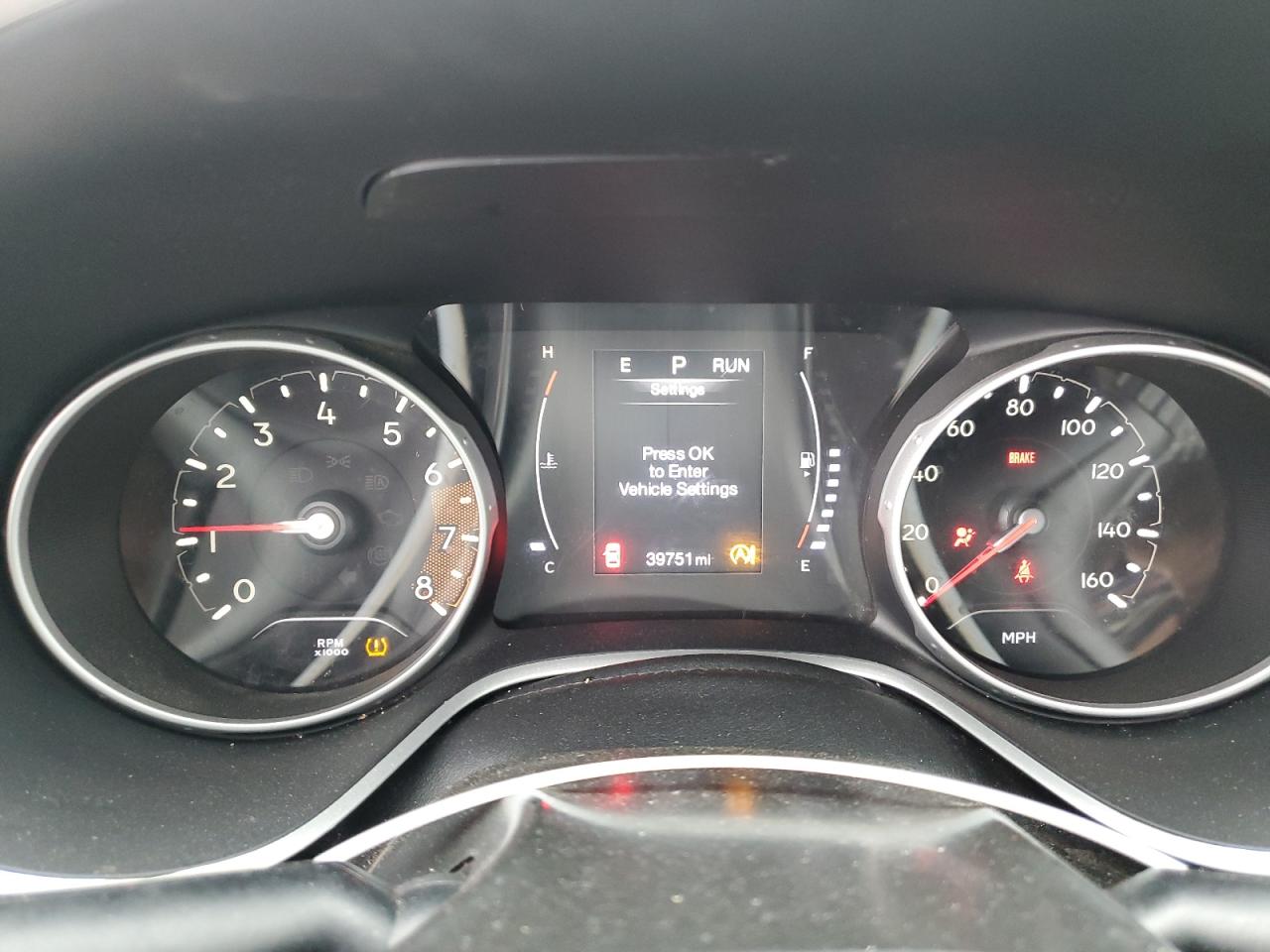 2019 Jeep Compass VIN 3C4NJCBB5KT649267 Copart auction photo, front end / minor dent/scratches damage thumbnail 9
