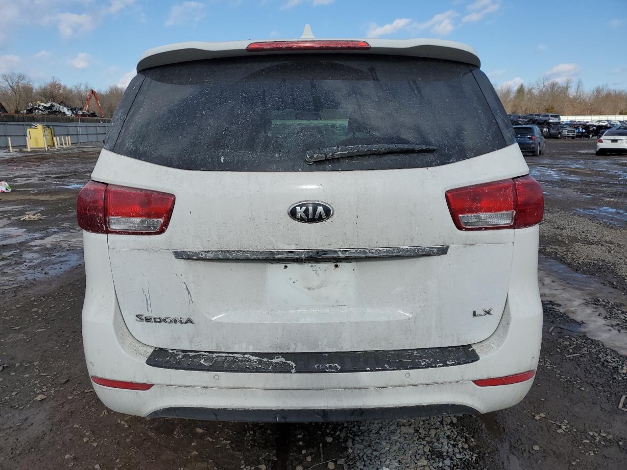 2018 KIA Sedona VIN KNDMB5C10J6364155 Copart auction photo, front end damage thumbnail 6