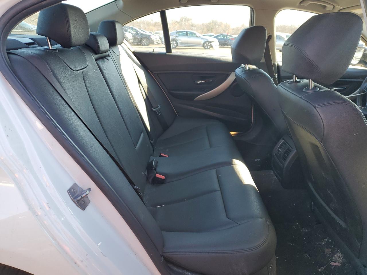 2018 BMW 3er VIN WBA8A3C56JA495046 Copart auction photo, front end damage thumbnail 10