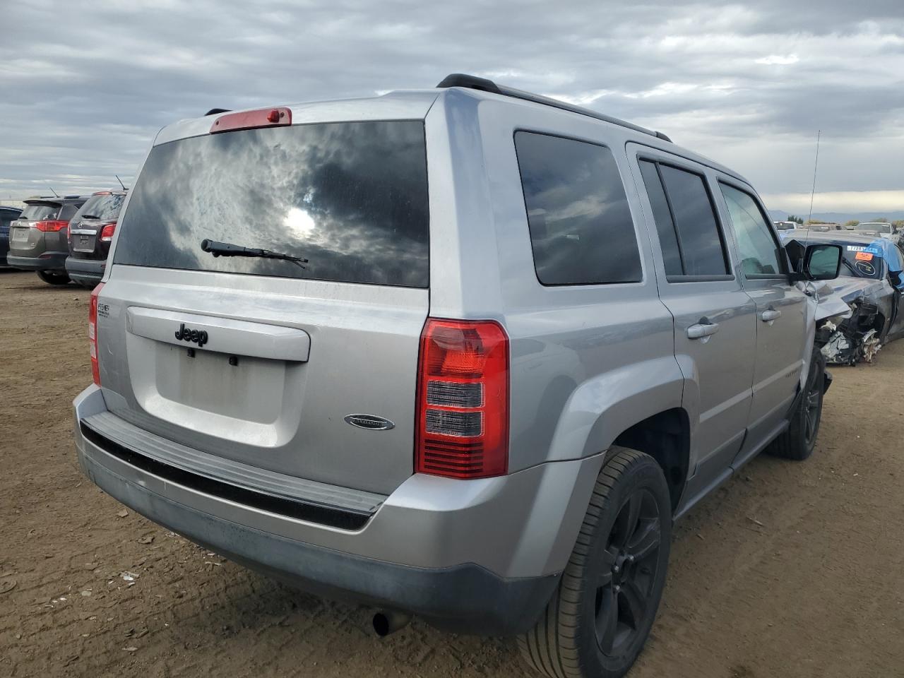 2015 Jeep Liberty (Patriot) VIN 1C4NJPBA0FD430856 Copart auction photo, front end damage thumbnail 3