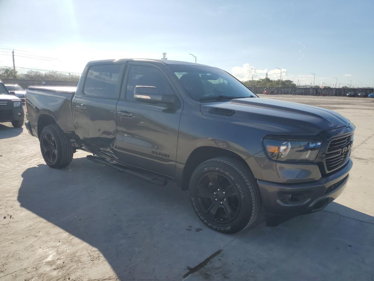 2020 RAM 1500 VIN 1C6RREFT5LN186726 Copart auction photo, side damage thumbnail 4