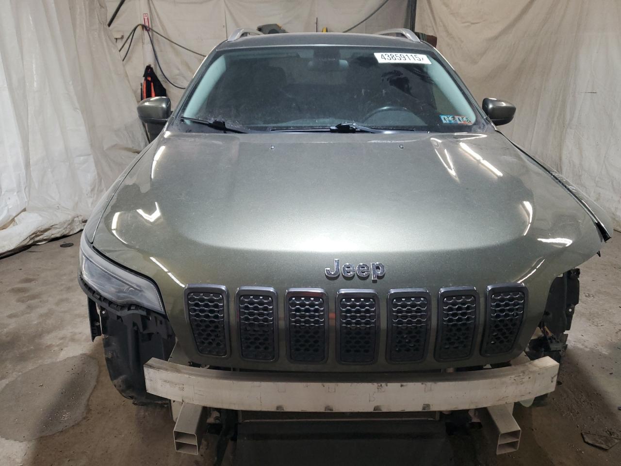 2019 Jeep Grand Cherokee VIN 1C4PJMLB2KD181971 Copart auction photo, front end / side damage thumbnail 5